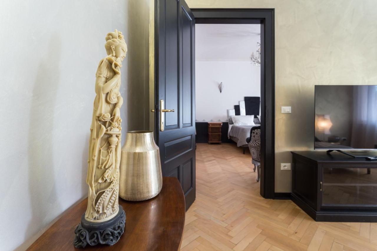 La Casa Di Gatsby Lusso In Pieno Centro Con Parcheggio Apartment Gorizia Exterior foto