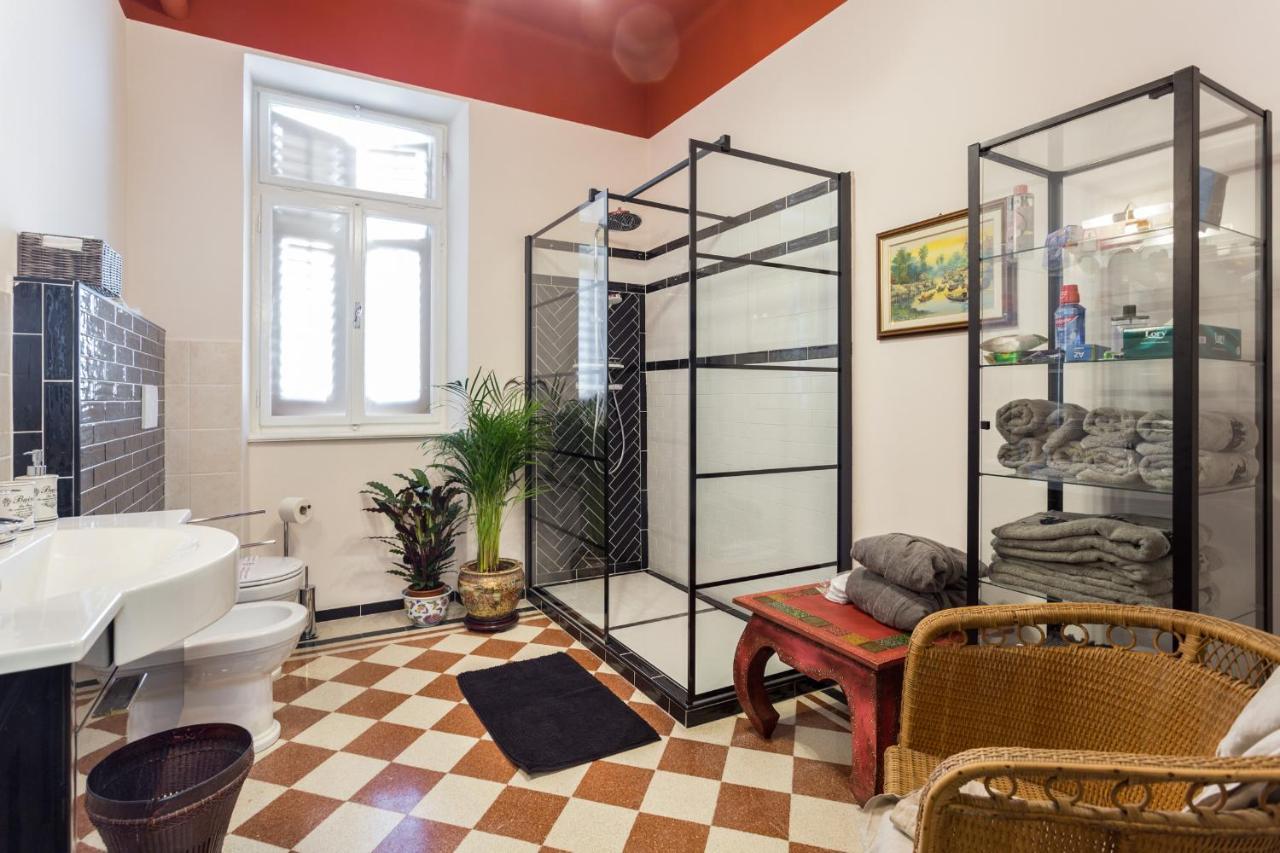 La Casa Di Gatsby Lusso In Pieno Centro Con Parcheggio Apartment Gorizia Exterior foto